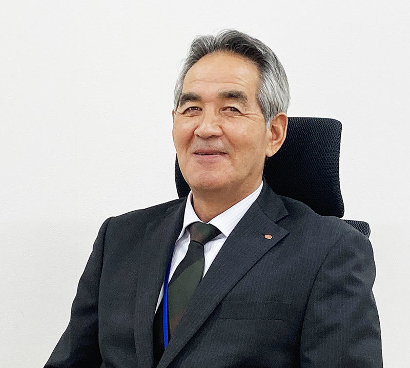 専務取締役 渡辺 亮